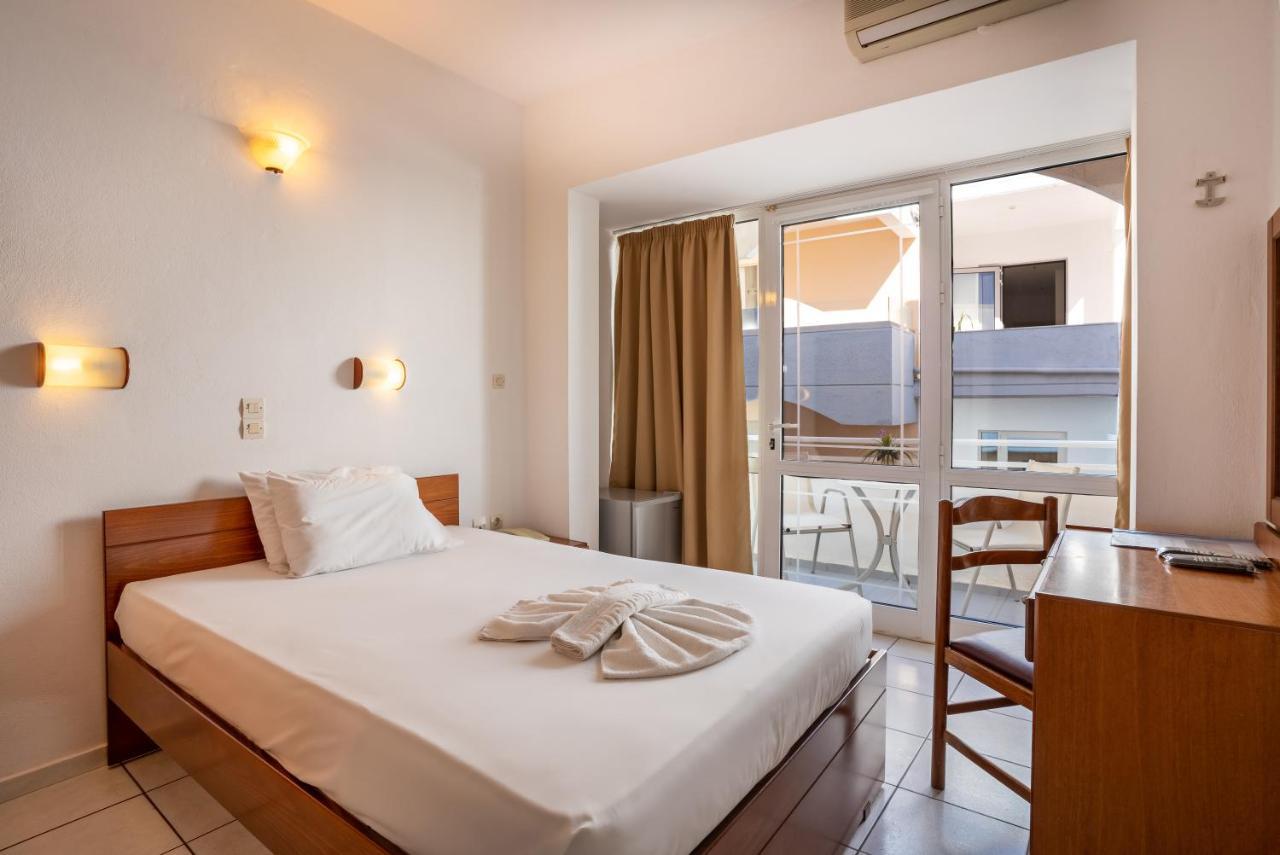 Hotel Kathrin Beach Adelianos Kampos Exterior foto