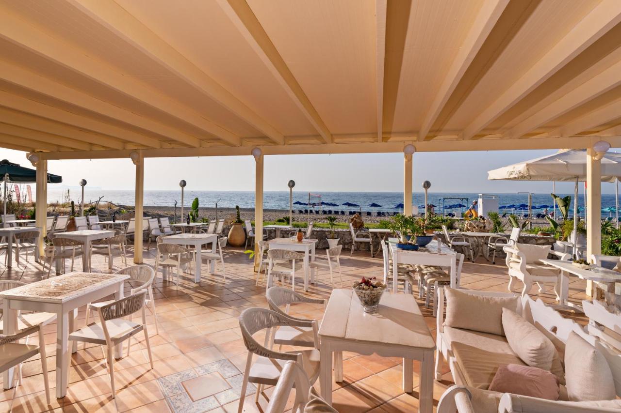Hotel Kathrin Beach Adelianos Kampos Exterior foto