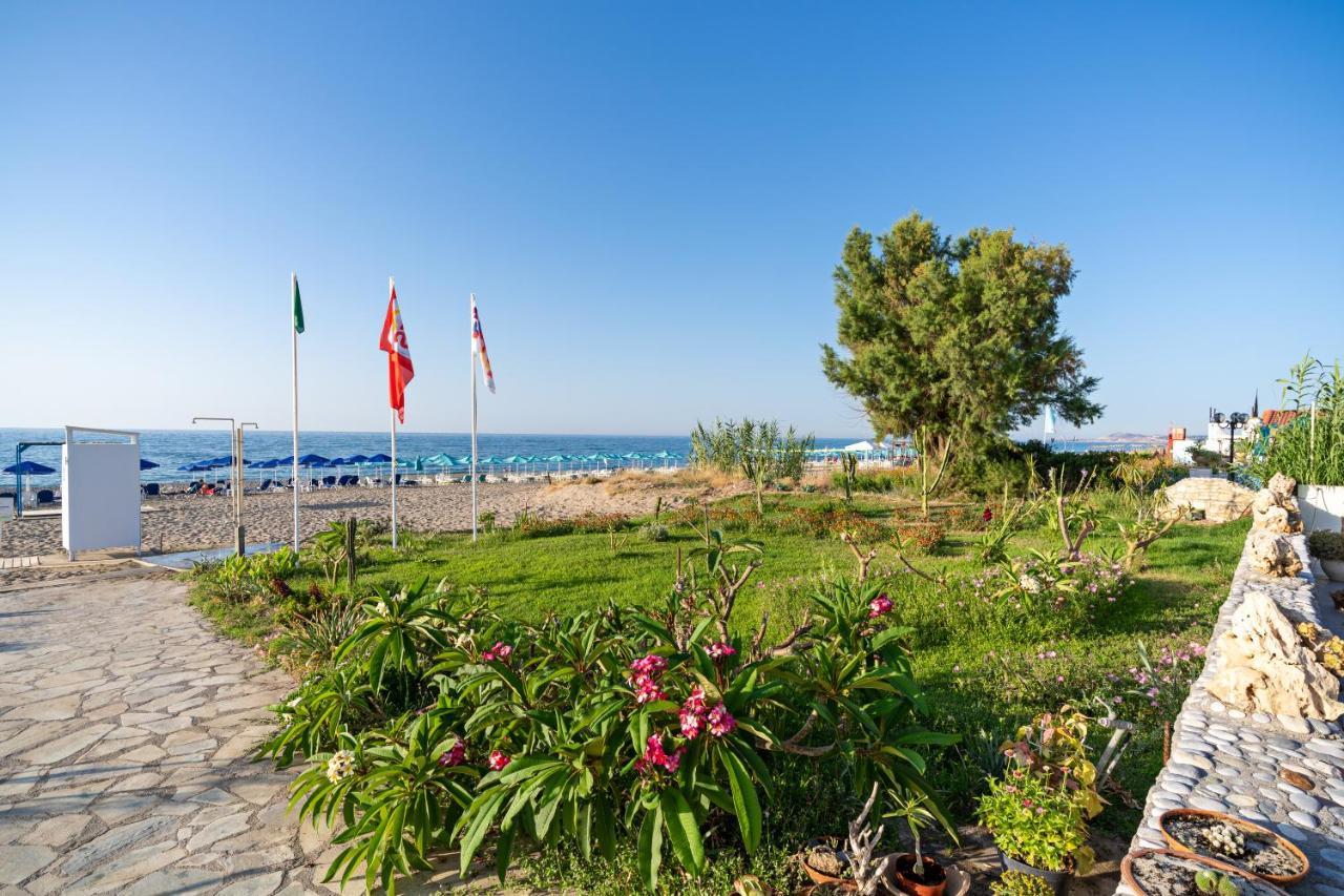 Hotel Kathrin Beach Adelianos Kampos Exterior foto