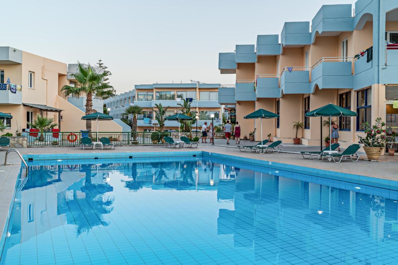 Hotel Kathrin Beach Adelianos Kampos Exterior foto