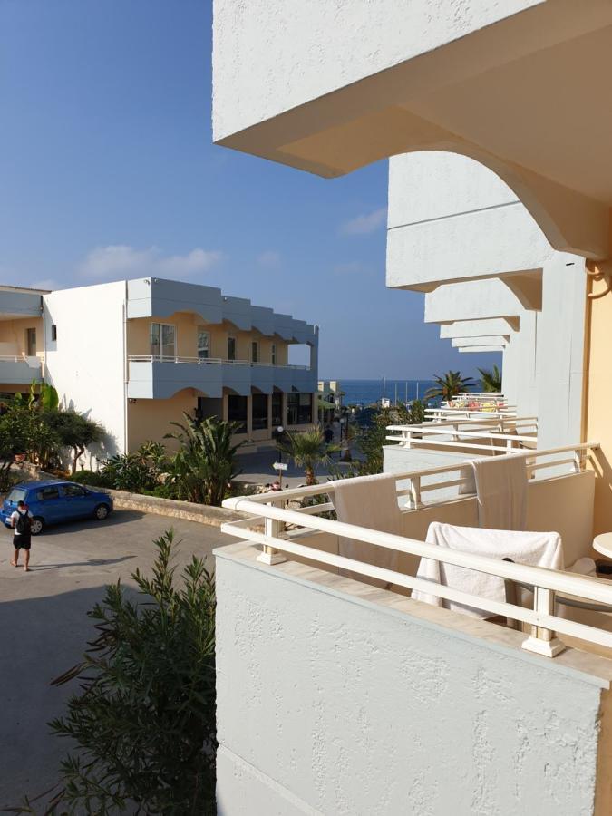 Hotel Kathrin Beach Adelianos Kampos Exterior foto